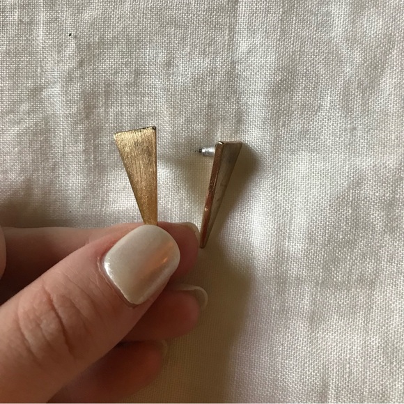 🚨4/$10🚨Boutique Vintage Triangle Earrings - Picture 5 of 5